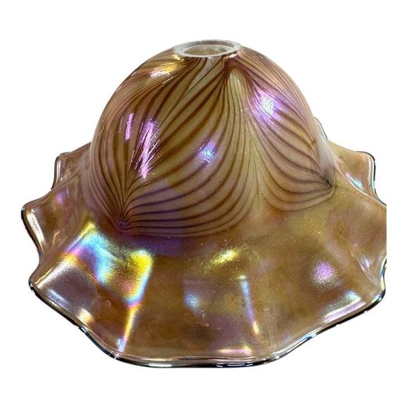 Vtg Large 15" Iridescent Pulled Feather Art Glass Lampshade Ruffled Shade - Picture 9 of 15